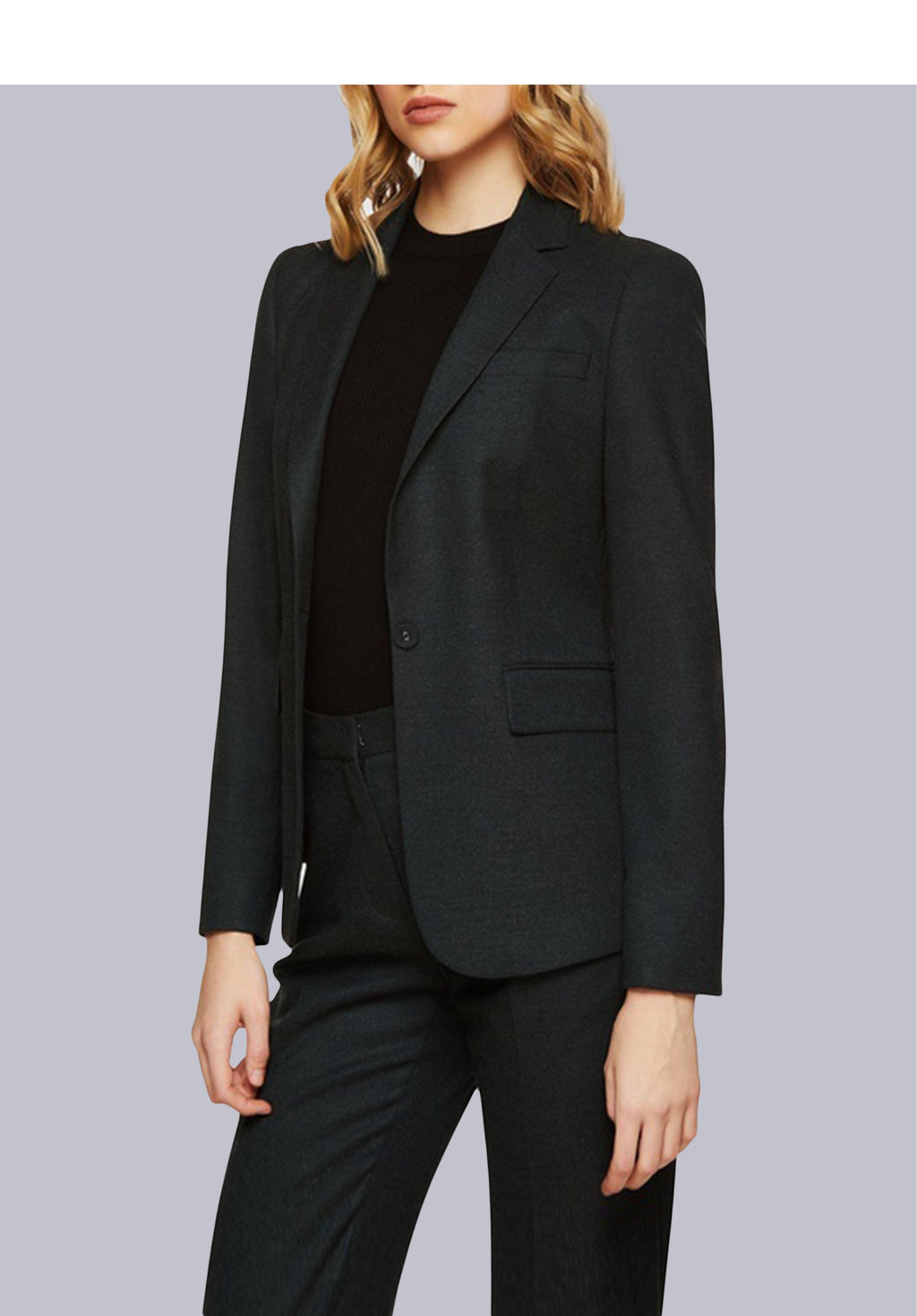 Couturier Women Suit
