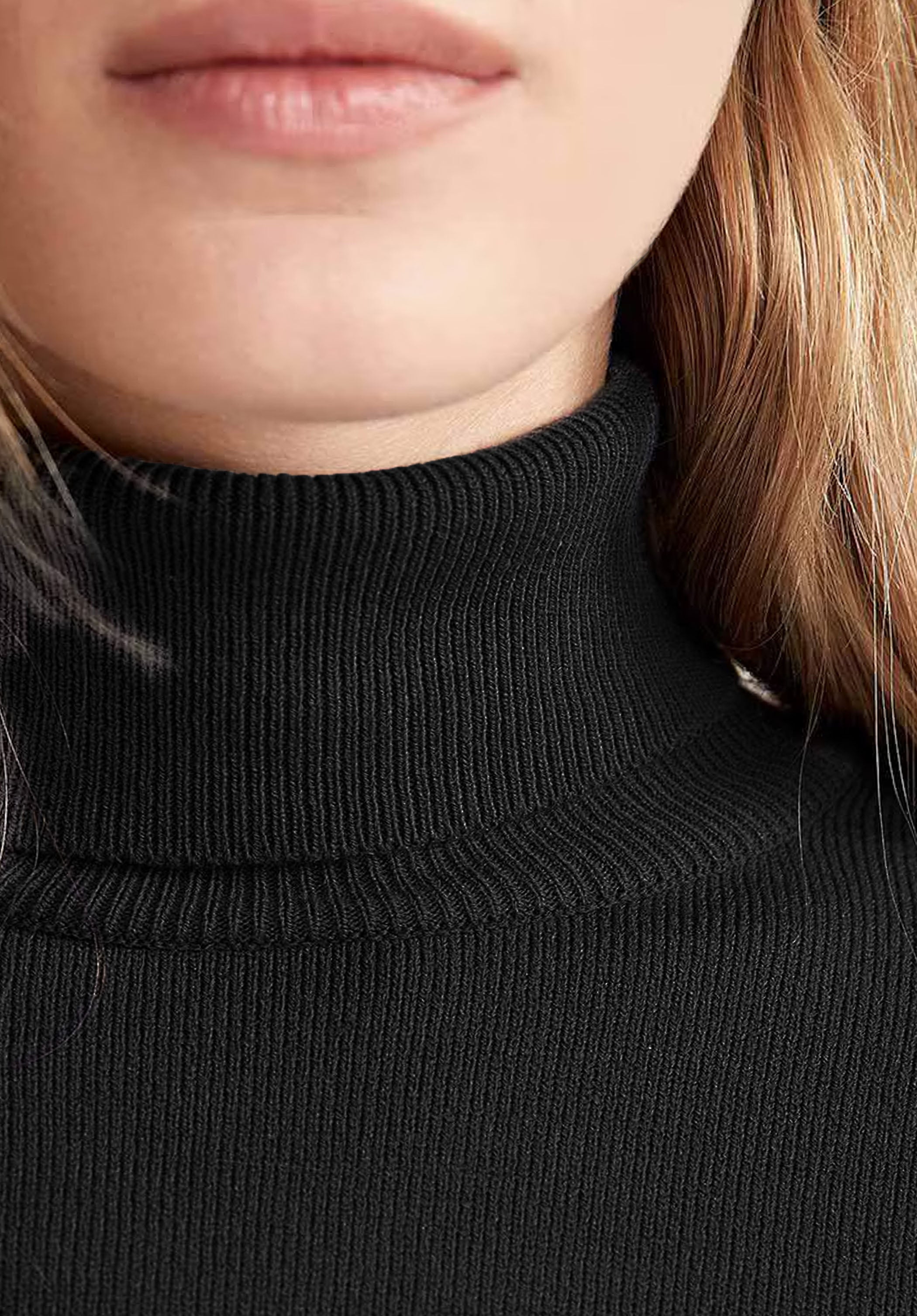 EBONY MERINO HIGH NECK