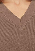 Load image into Gallery viewer, BEIGE MERINO V NECK
