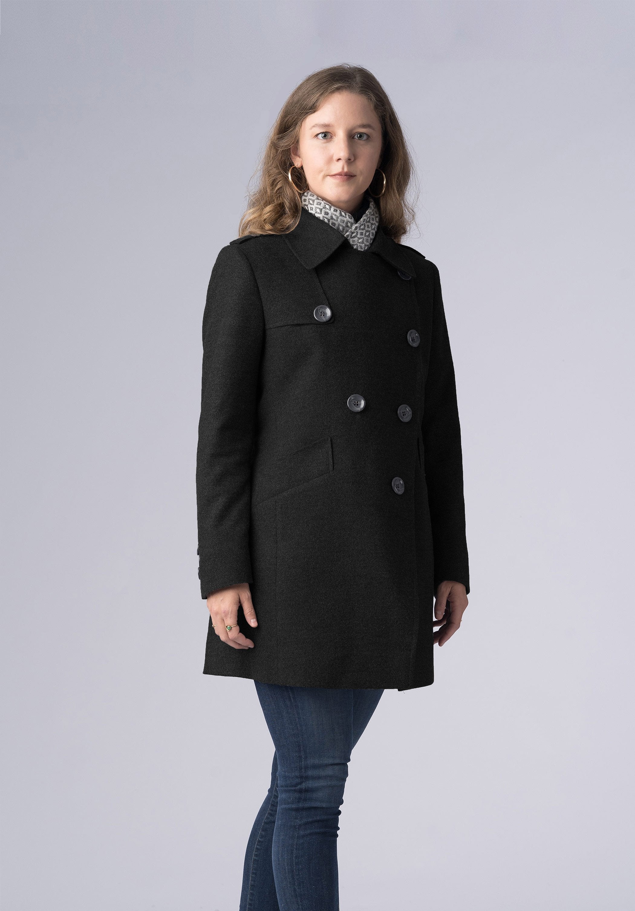 double breasted short woolen- 
coat